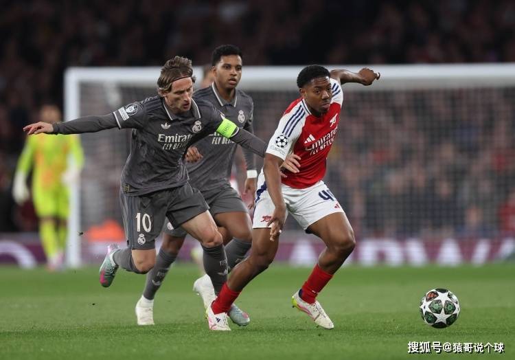 九游手游下载-包含西甲倒计时;瓦伦西亚清晨调整名单;细节引发关注;悬念犹存;控场能力受关注的词条